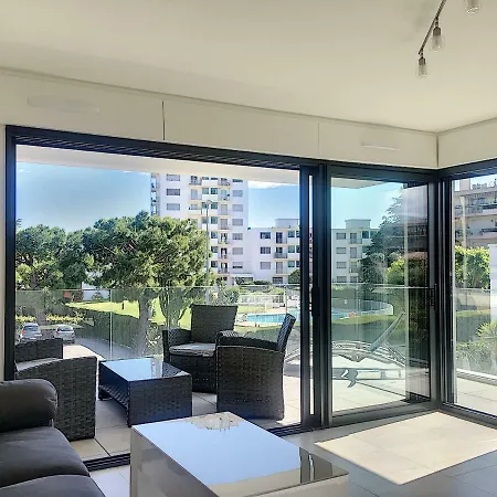 Apartement Aeroport Cote D'azur * Saint-Laurent-du-Var